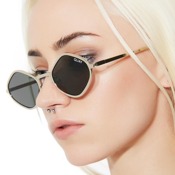 Quay x Kylie Purple Honey Sunglasses - Picture 6 of 6